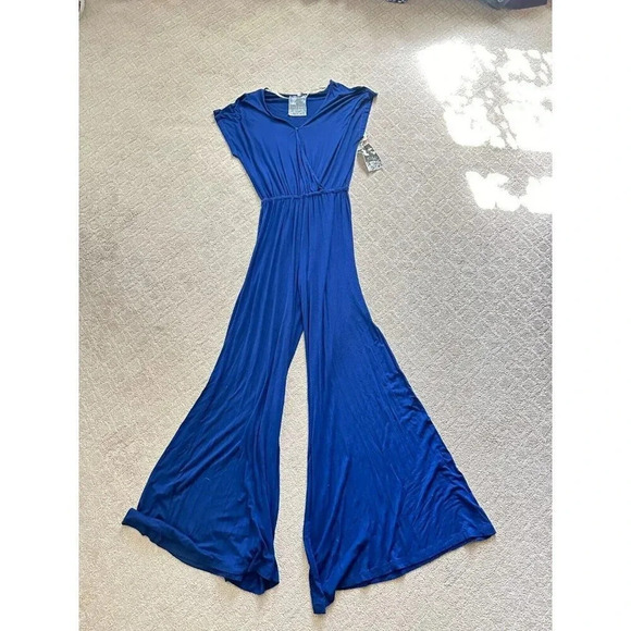 Young Fabulous & Broke Jumpsuit Navy Blue Wide Leg Size Medium NWT - Picture 1 of 3